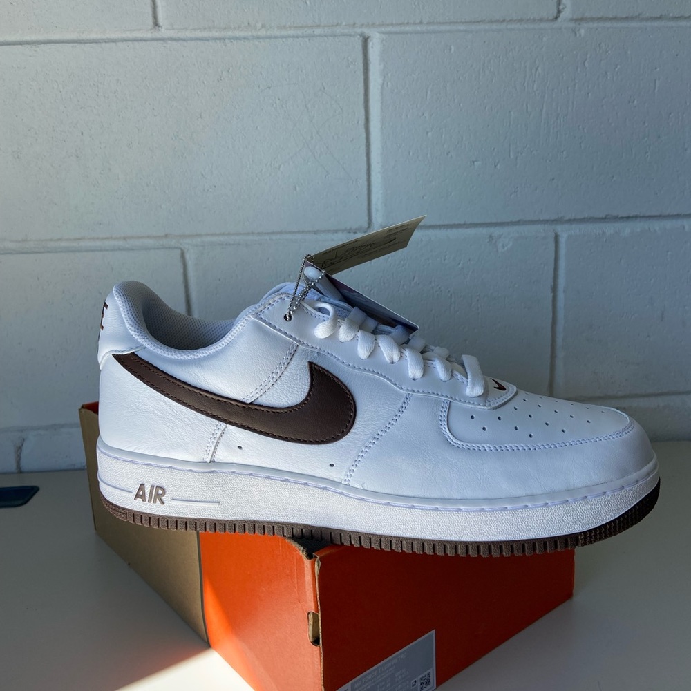 Brand new Nike Air Force One low retro chocolate